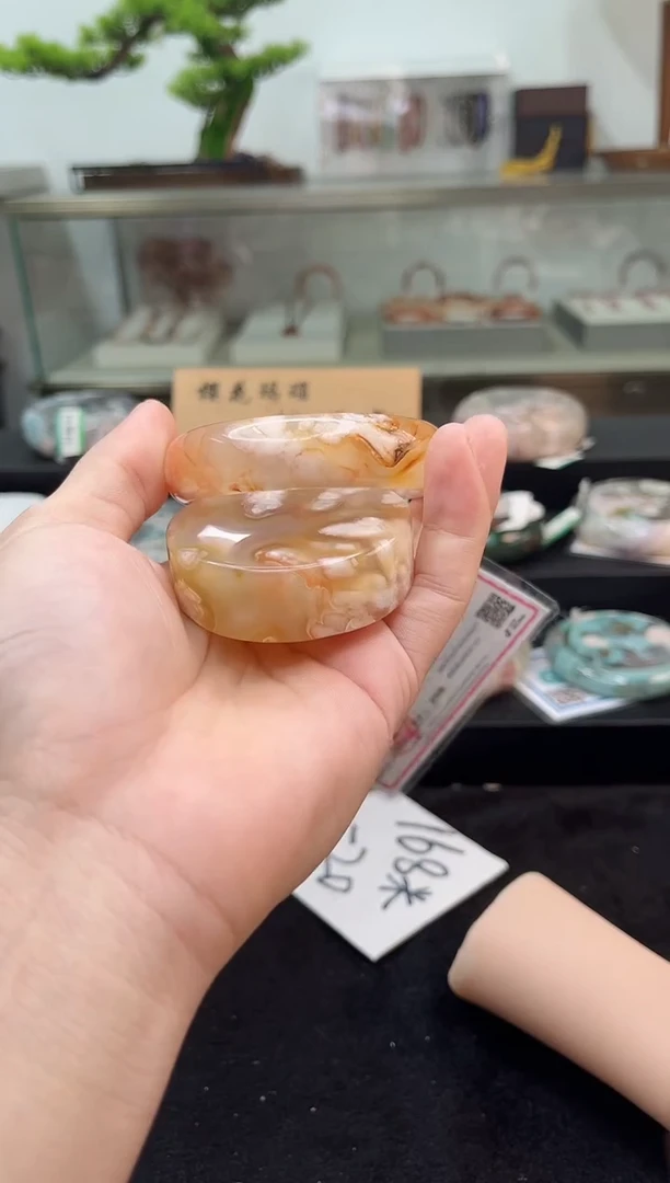 未镶嵌手镯石英质玉56圈口（赠品镯心）65691