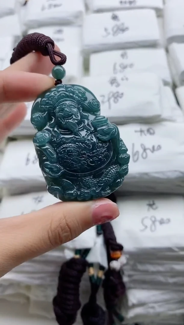 颈饰未镶嵌翡翠8