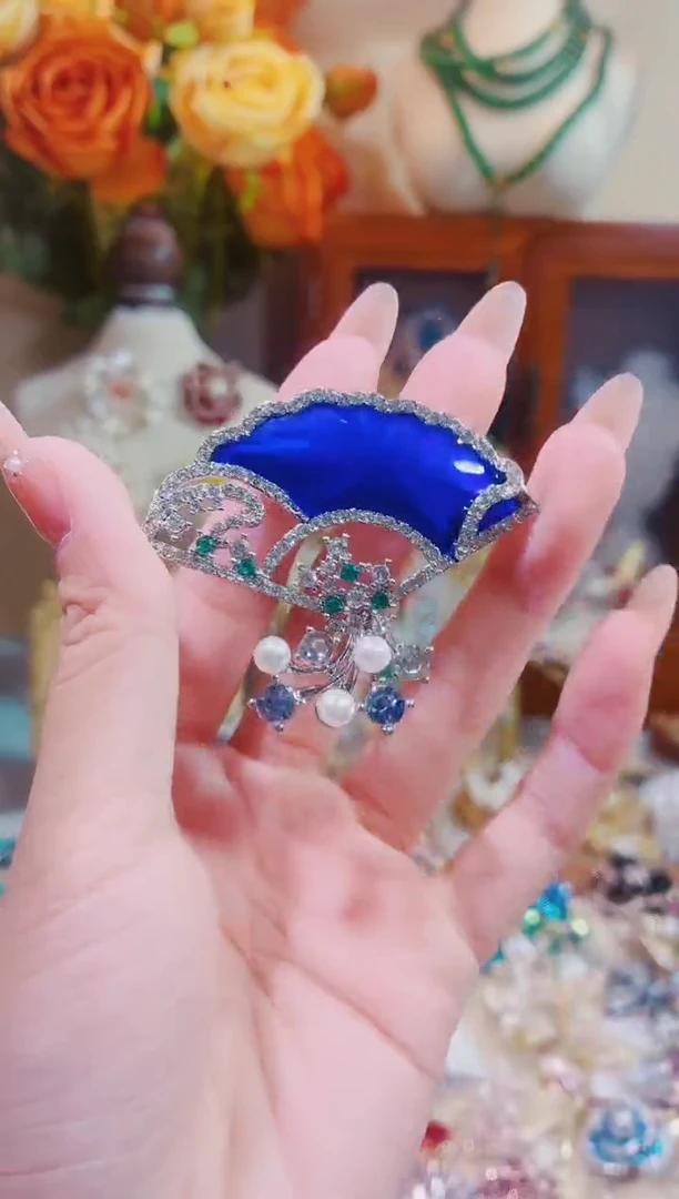 合成立方氧化锆铜合金中式扇子