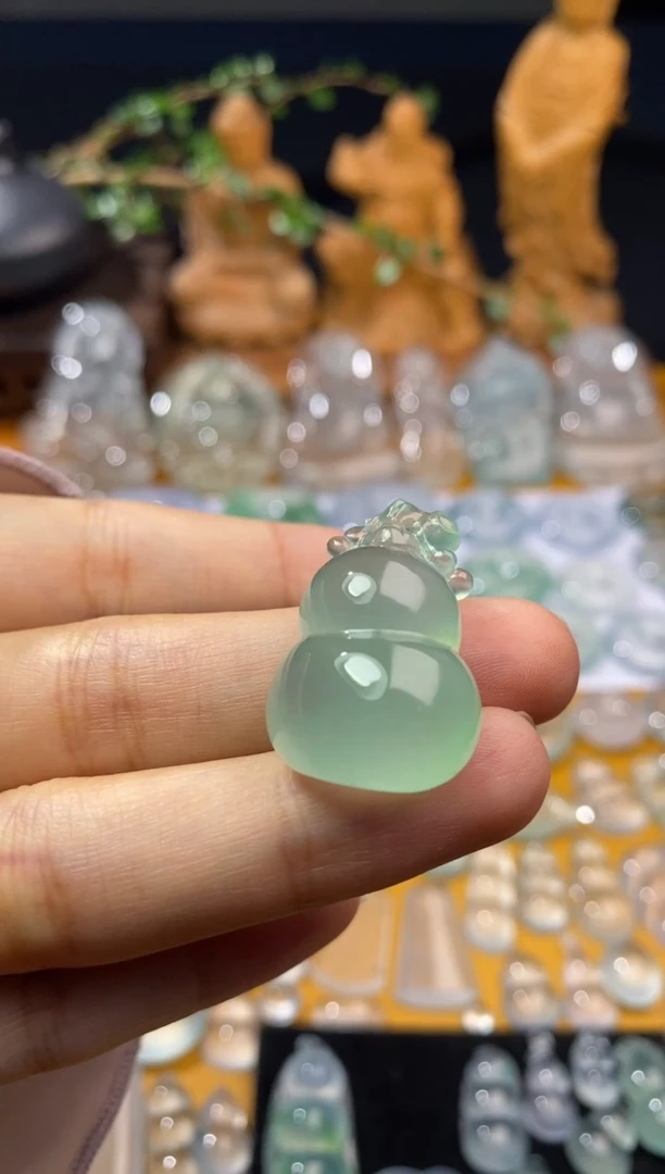 吊坠(不含链)未镶嵌翡翠立体葫芦