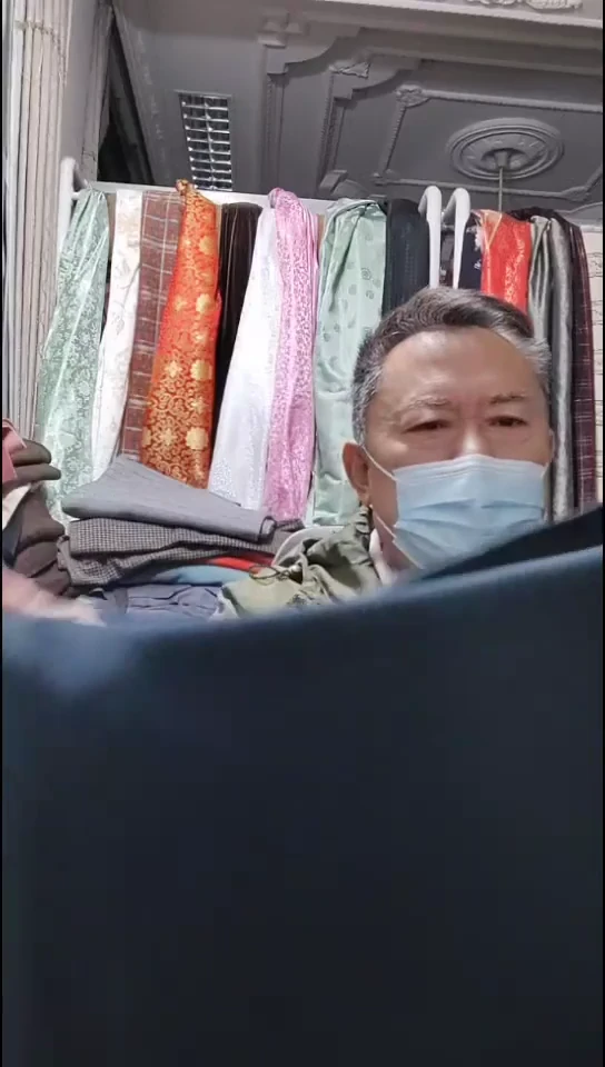 深海蓝色花纹针织布料