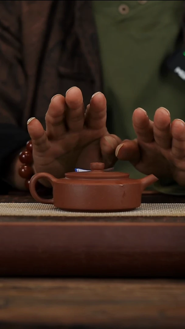 茶壶紫砂微瑕周攀150容量