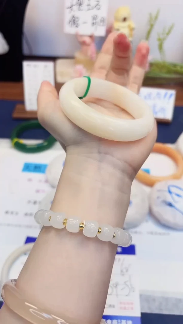 【闪购商品】石英质玉手镯未镶嵌77-财气镯-圈口56