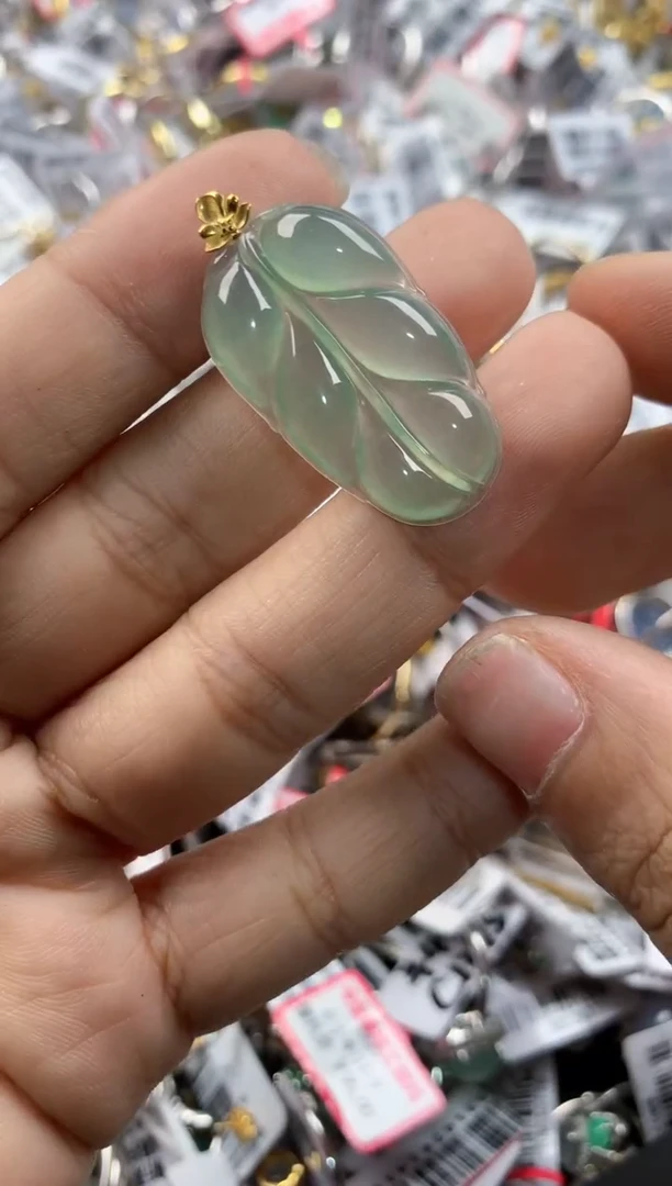 18K金镶嵌戒指翡翠10     6