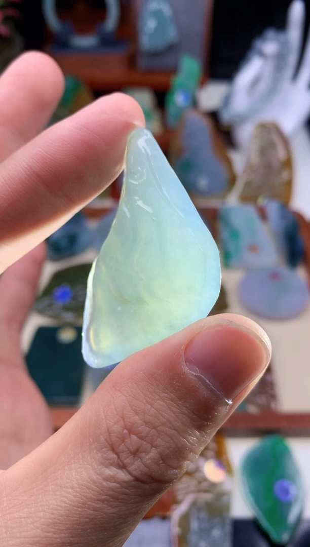 未镶嵌定制翡翠翡翠