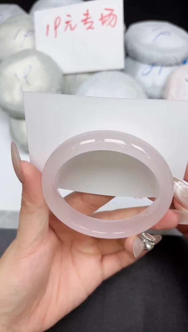 未镶嵌手镯石英质玉180-60.4