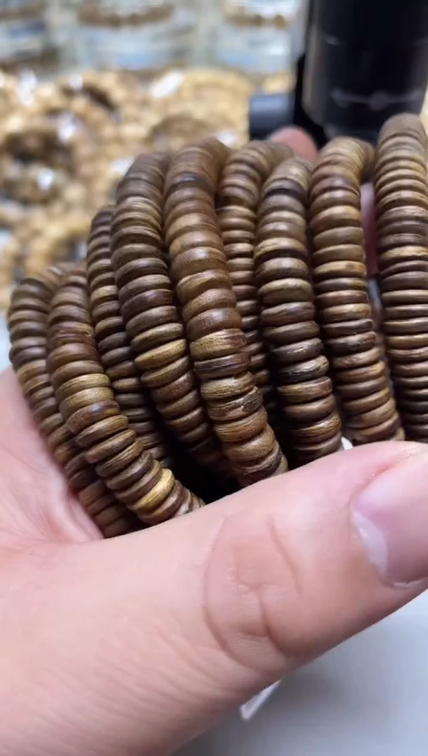 【闪购商品】沉香手串达拉干红土沉单圈片片珠多样性发其一