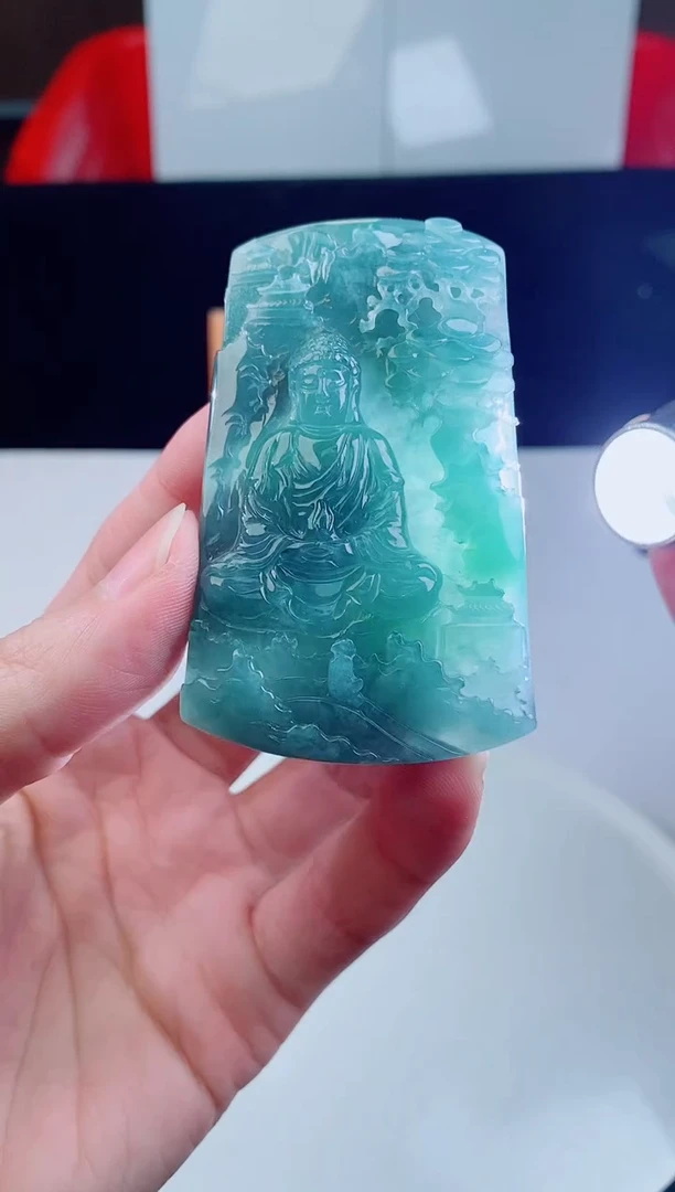 颈饰未镶嵌翡翠·