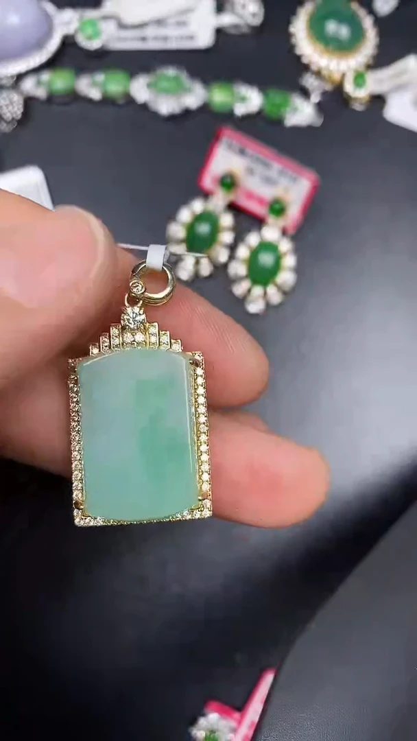 银S925镶嵌戒指翡翠4500