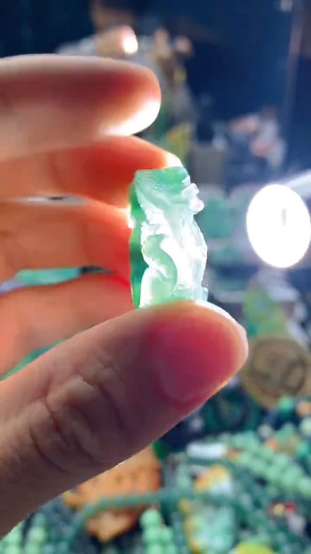 颈饰未镶嵌翡翠天然缅甸a货翡翠