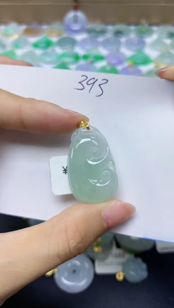 翡翠18K金镶嵌颈饰 天然缅甸翡翠A货