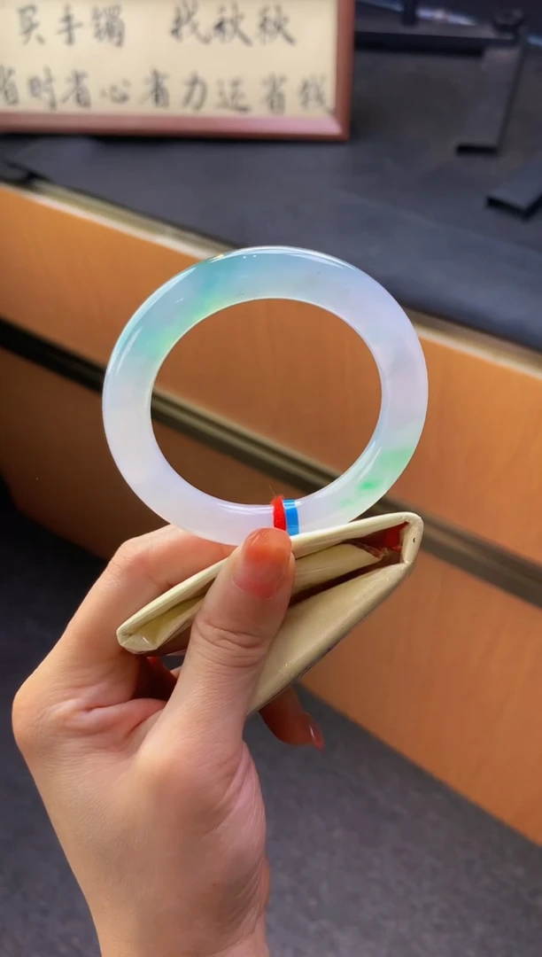 未镶嵌手镯翡翠- C42圈口 52.3全款10万 定金2万