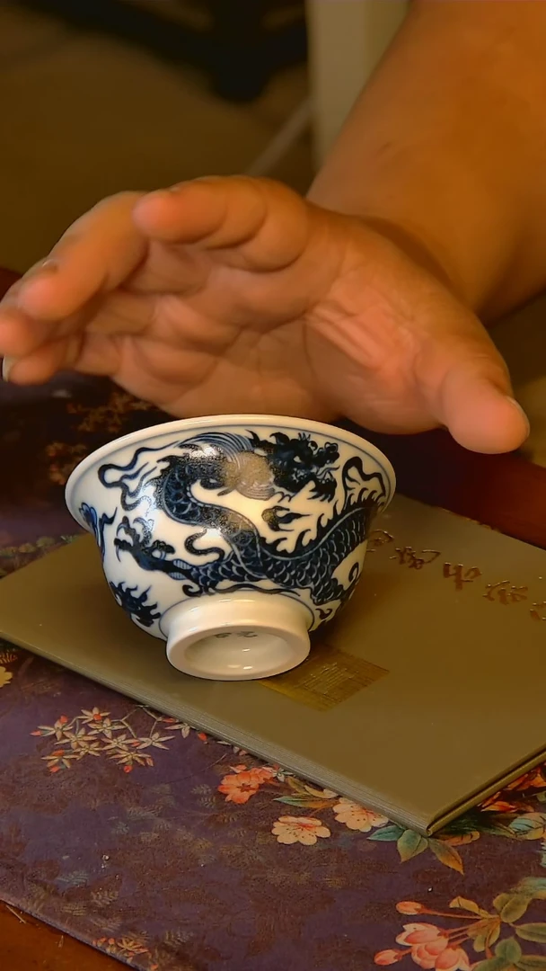 杯手工手绘杯杯很美丽