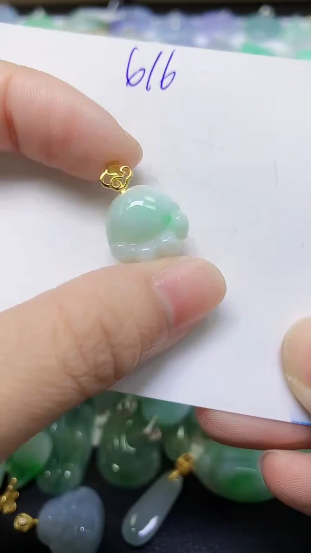 翡翠未镶嵌颈饰天然自然緬甸A貨翡翠