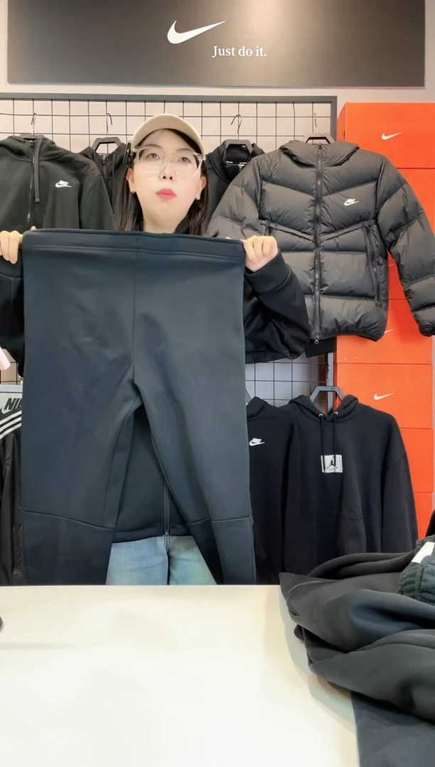 93256 黑加绒束脚长裤 XL码 140-160斤  不退换