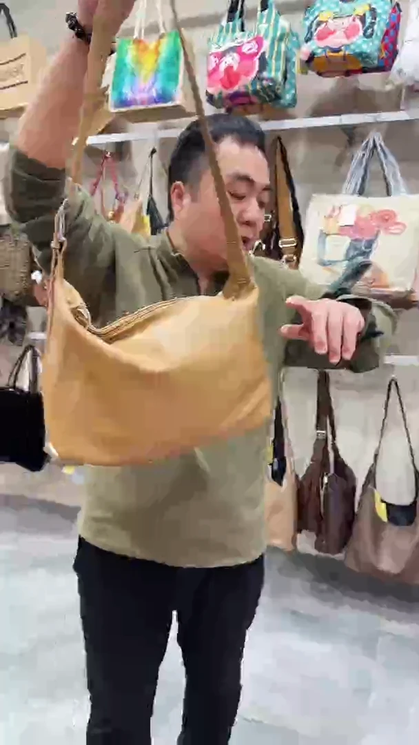 合成革精品女士包