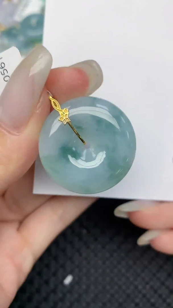 翡翠18K金镶嵌颈饰天然缅甸翡翠a货百元以上9元证书费自理