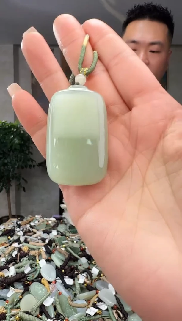 颈饰未镶嵌和田玉拍一发一多样性发货