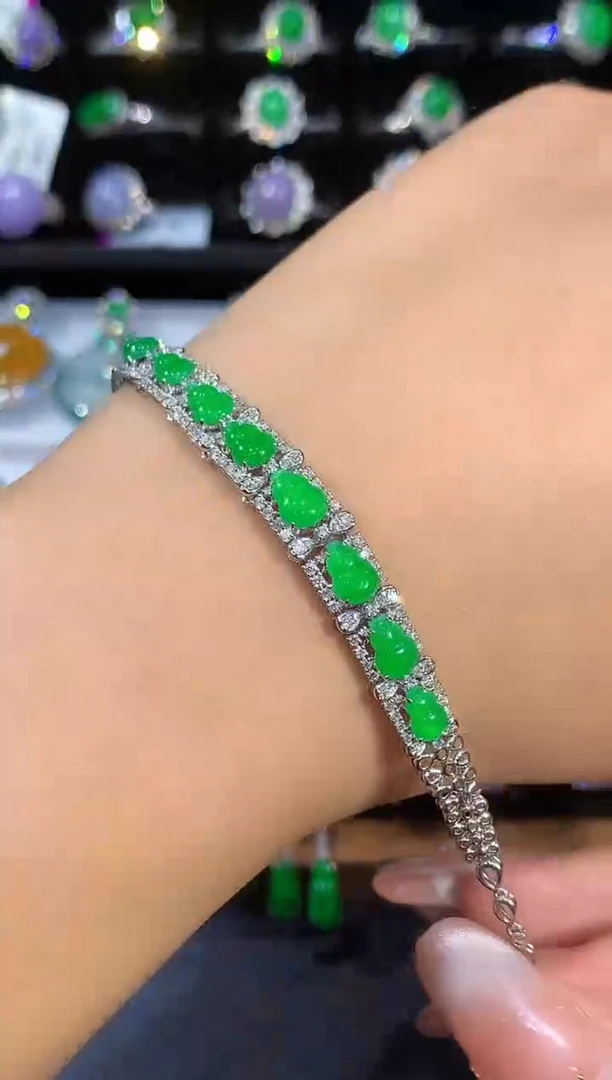 18K金镶嵌手链翡翠D****k多样性发其一