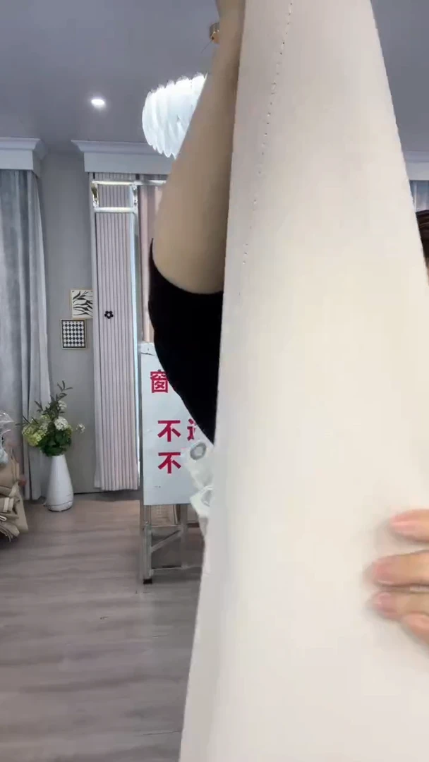 布 闪电购商品53  微瑕（中）