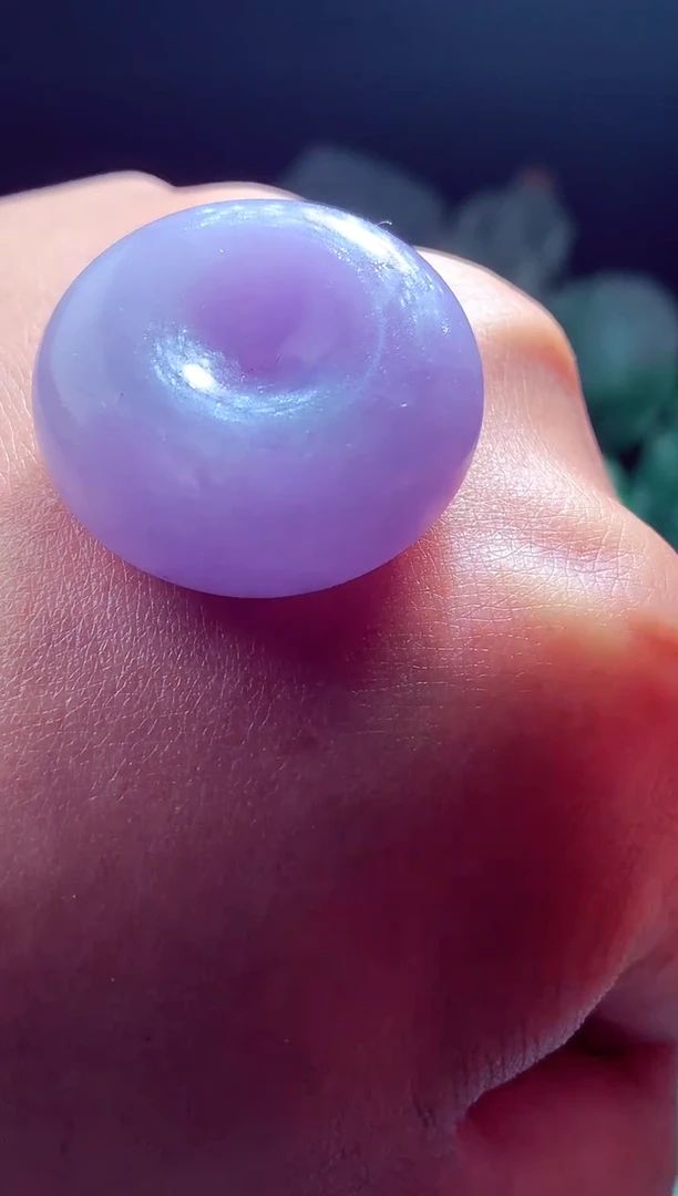 未镶嵌定制翡翠莫*?翡翠毛货定制