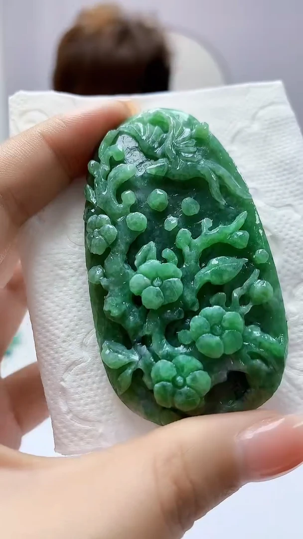 【闪购商品】定制翡翠未镶嵌4868ms-毛货110花鸟