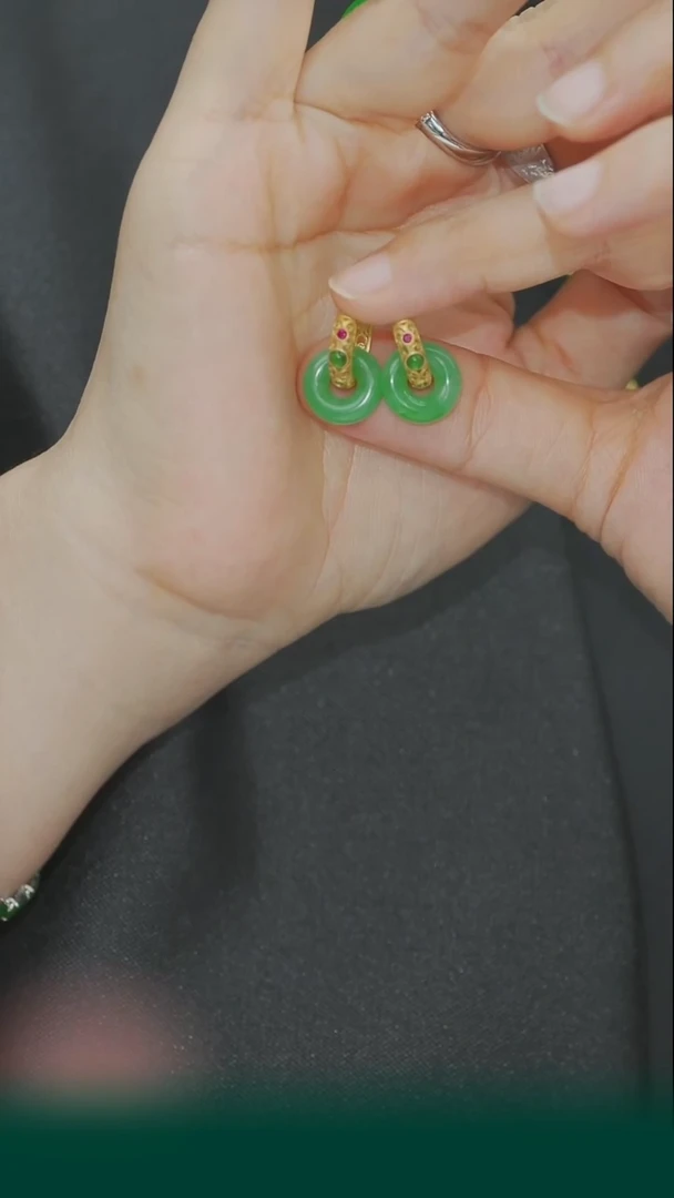 翡翠18K金镶嵌耳饰耳扣甜甜圈