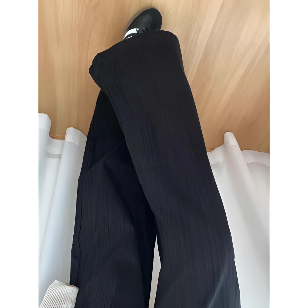 早春新款高腰宽松显瘦垂感百搭拖地裤肌理感黑色直筒阔腿牛仔裤女