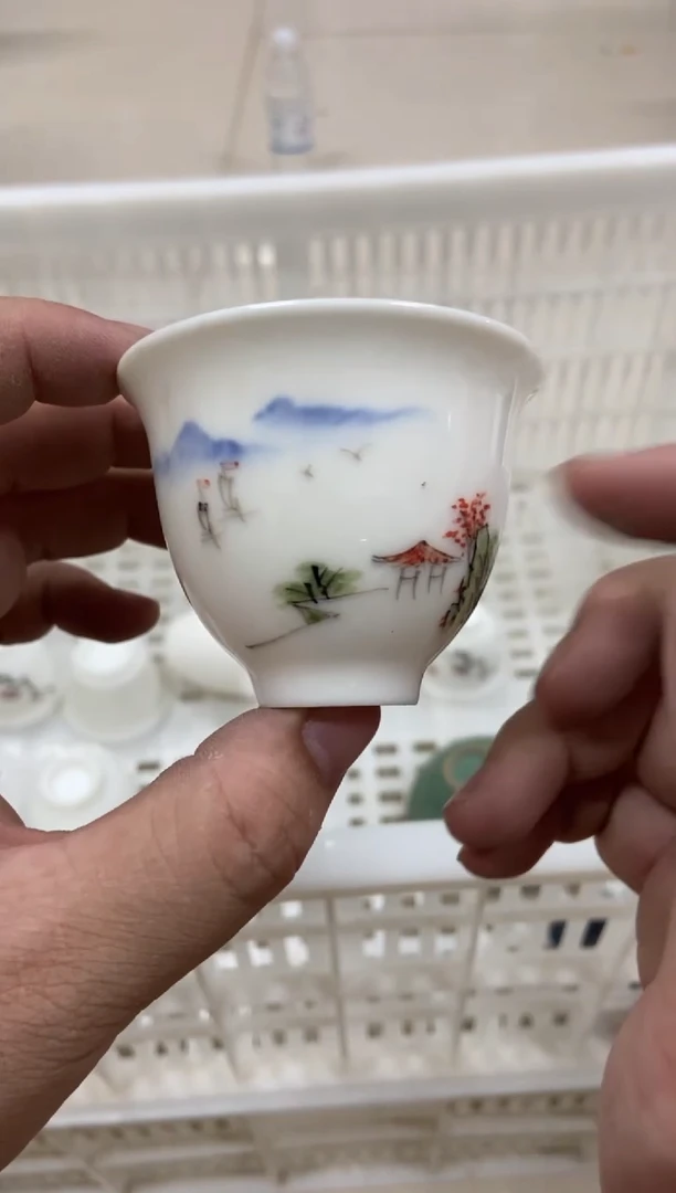 杯无运费险有瑕疵的摄影的产品有使用过的痕迹有点脏介意勿拍