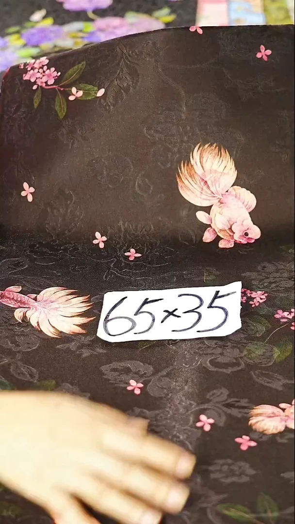 纱一席赴清欢,半盏揽茶香