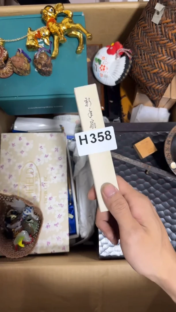 瓷片九*九358 中古商品，谨慎购买