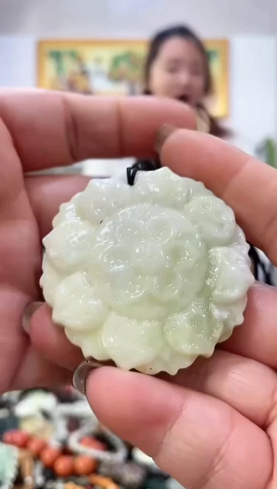 未镶嵌岫玉挂件