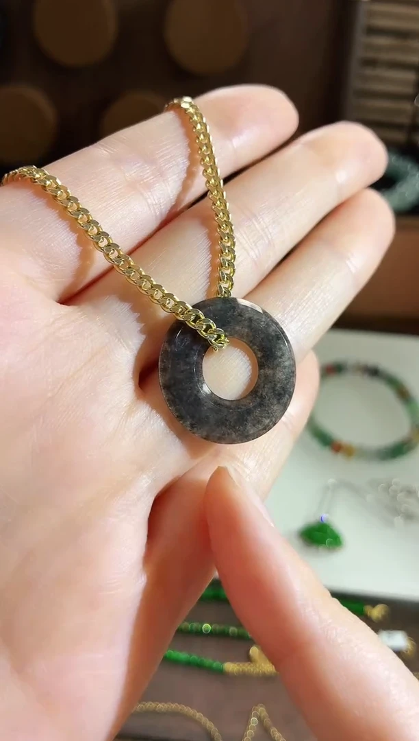 吊坠(不含链)未镶嵌翡翠吊坠