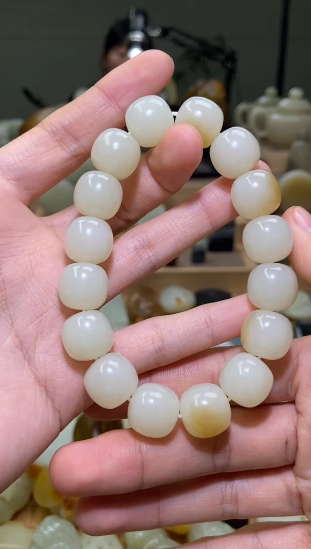 未镶嵌手串和田玉新疆和田玉且末料老型珠手串 卡14