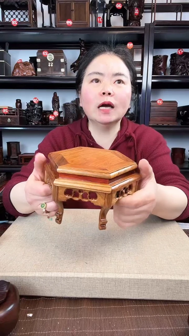 【闪购商品】木2811老李红木工艺品