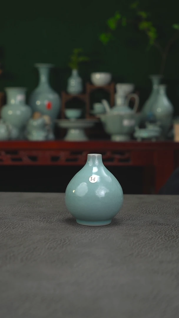 侯家窑口14小花器   微微瑕简包-二