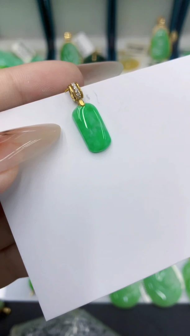 颈饰未镶嵌翡翠111111