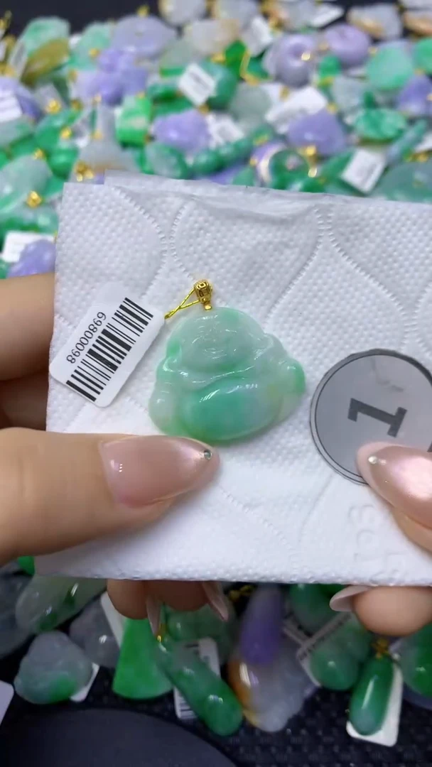 颈饰未镶嵌翡翠天然缅甸翡翠A货