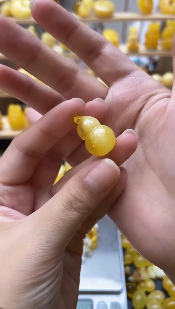 琥珀未镶嵌珠宝奇石077琥珀蜜蜡微瑕