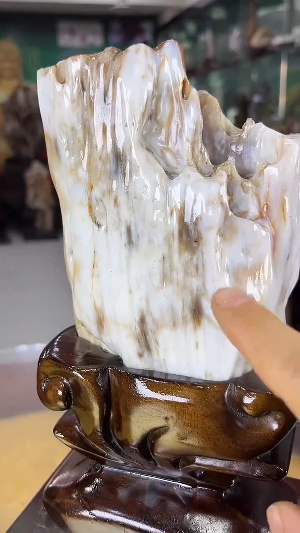 缅甸天然树化玉摆件