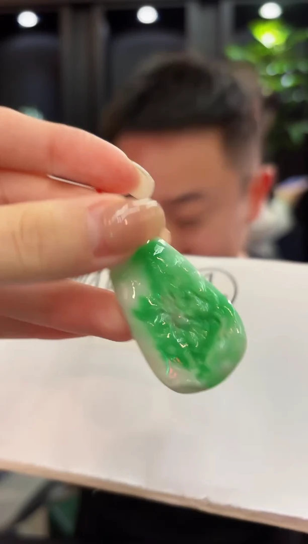 吊坠(不含链)18K金镶嵌翡翠 缅料A货/支持复检/一件