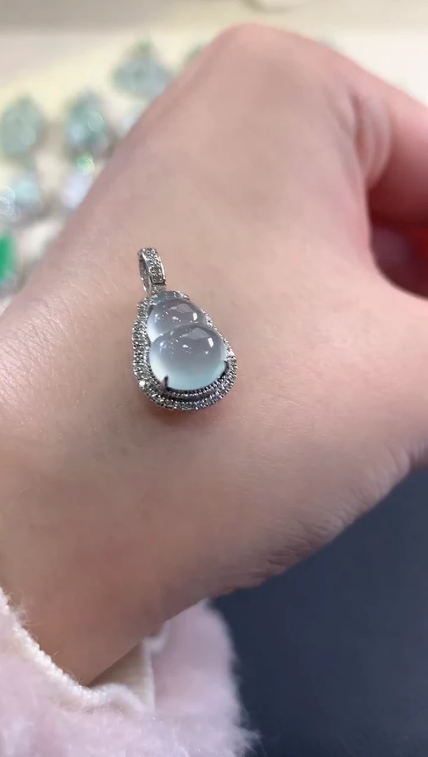 吊坠(不含链)18K金镶嵌翡翠b30