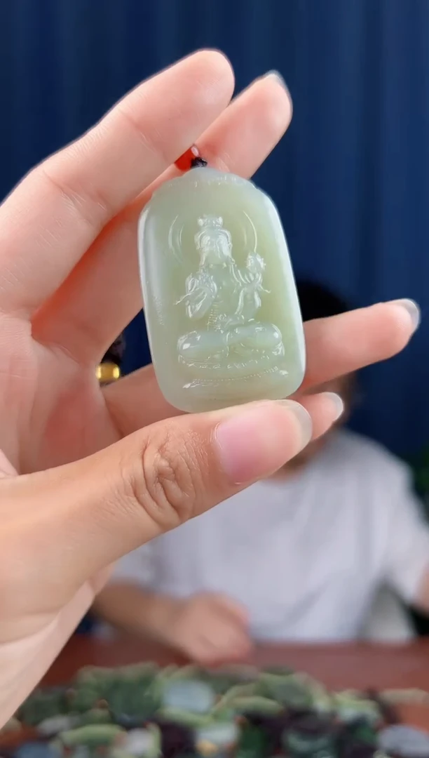 未镶嵌和田玉挂件拍一发一，多样性发货