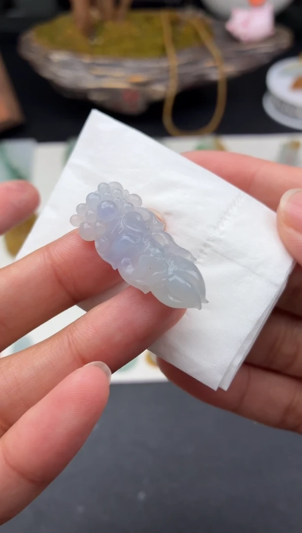 未镶嵌定制翡翠