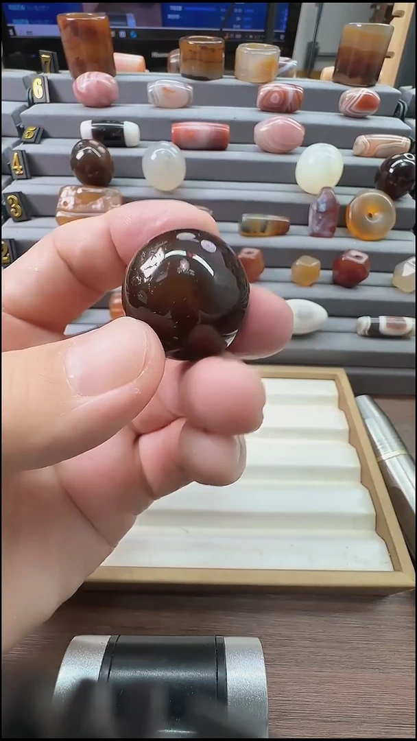 未镶嵌颈饰玛瑙/玉髓玛瑙27