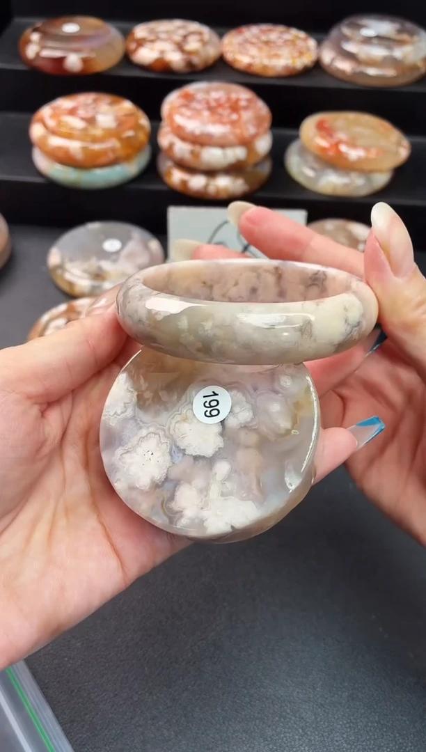 手镯玛瑙/玉髓未镶嵌石英质玉59圈58/59带(赠送镯心)