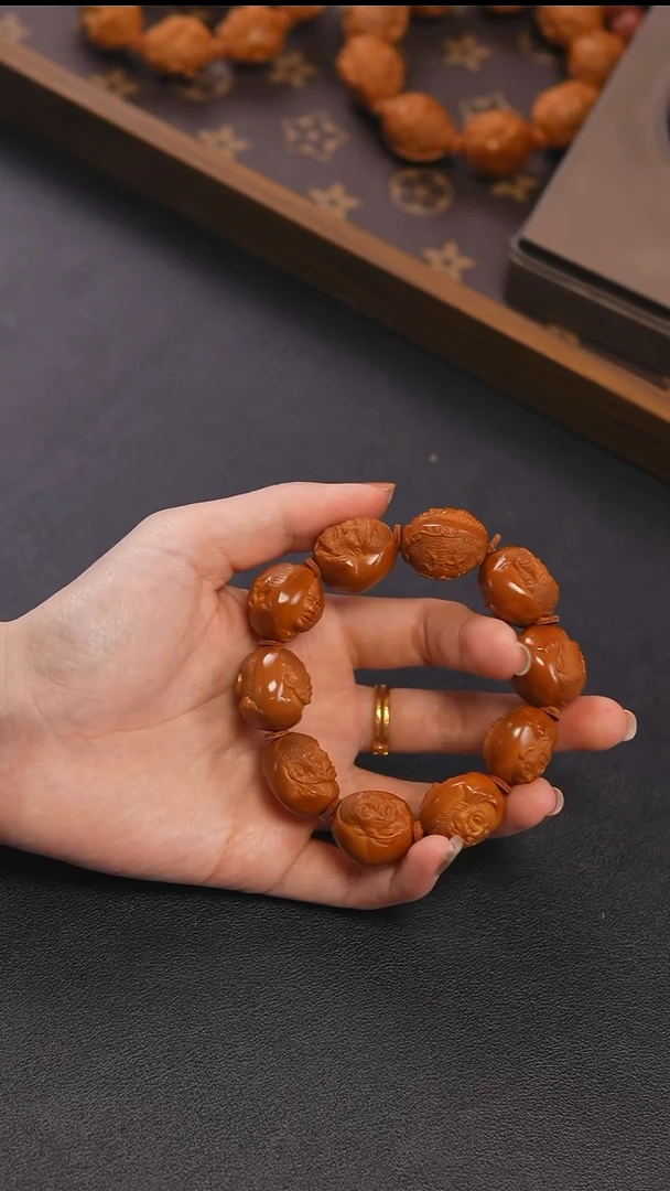 吊坠橄榄核十八罗汉2.1