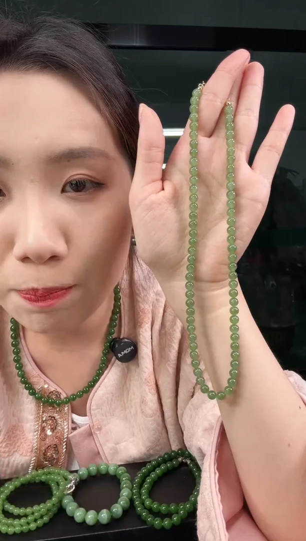 项链银S925镶嵌和田玉碧玉6mm冰底果绿色女神链（无黑点）