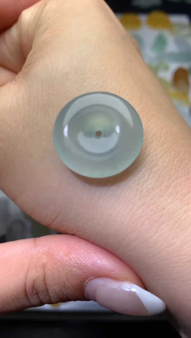 未镶嵌定制翡翠飞*毛货