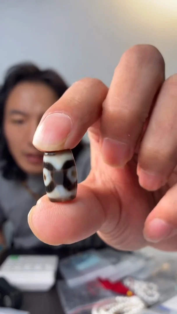 玛瑙/玉髓项链未镶嵌噶玛珠宝